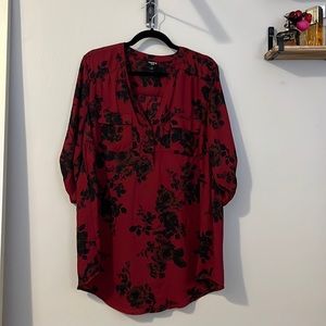 Torrid Size 1 Red Floral 3/4 Sleeve Georgette Harper Tunic